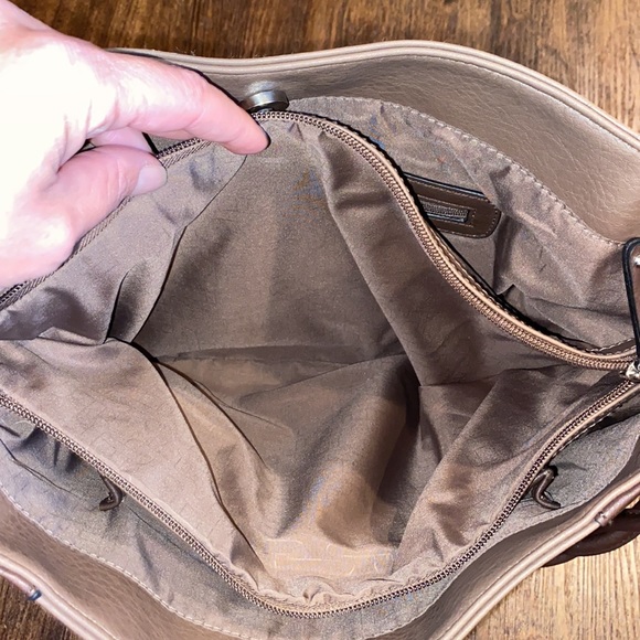 Rosetti Brown/Taupe/Black Tassel Shoulder Purse - Picture 12 of 16